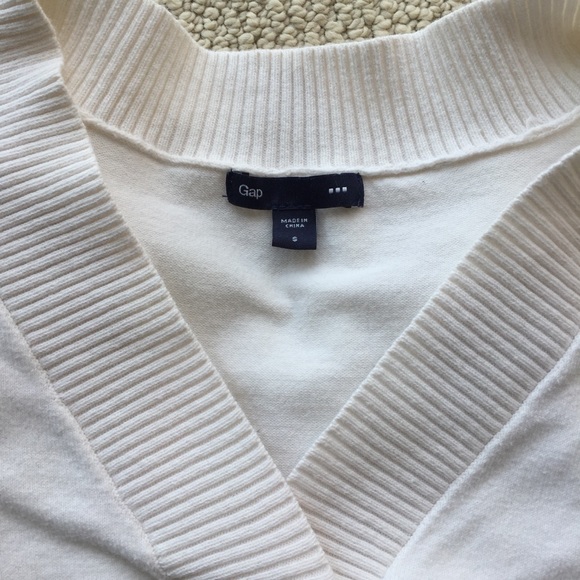 Gap Winter White Sweater - Picture 4 of 5